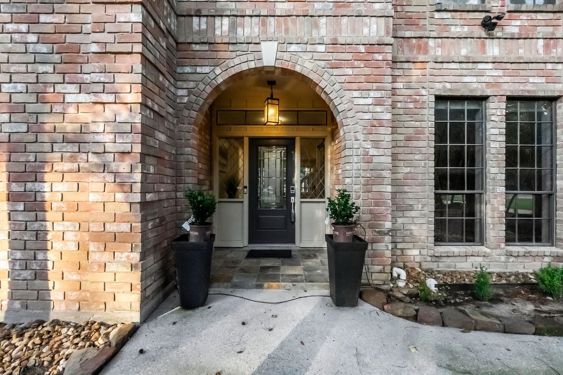House in The Woodlands, Texas, United States 5 - 18948879