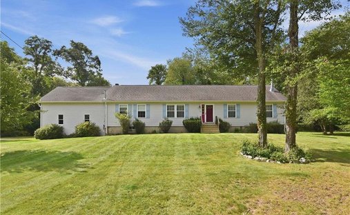 House in Tiverton, Rhode Island, United States 1