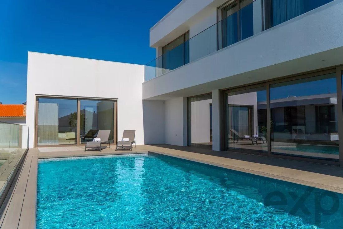 Villa in Lourinha e Atalaia, Lisbon, Portugal 1 - 17472313