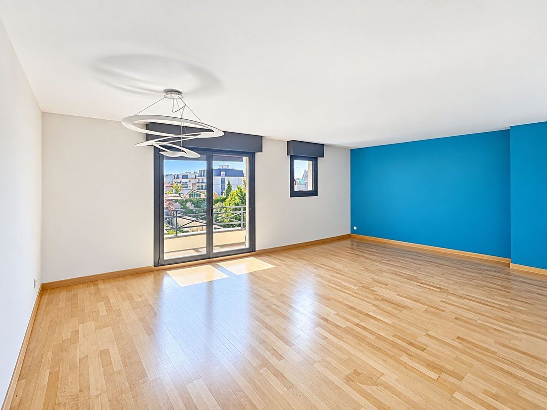 Apartment in Souvenir Français, La Garenne-Colombes, France 2 - 18223019