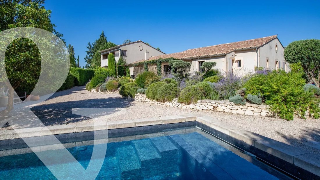 House in Maussane-les-Alpilles, Provence-Alpes-Côte d'Azur, France 4 - 18949908