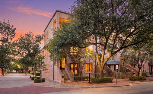 Townhouse in Addison, Texas, United States 1