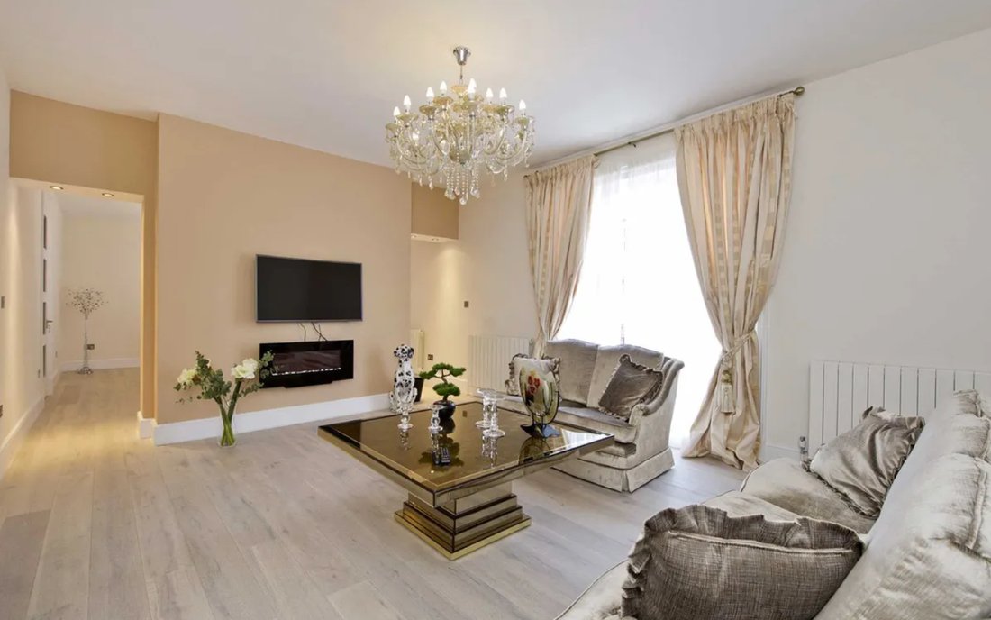 Apartment in Marylebone, Westminster, England 2 - 18948675