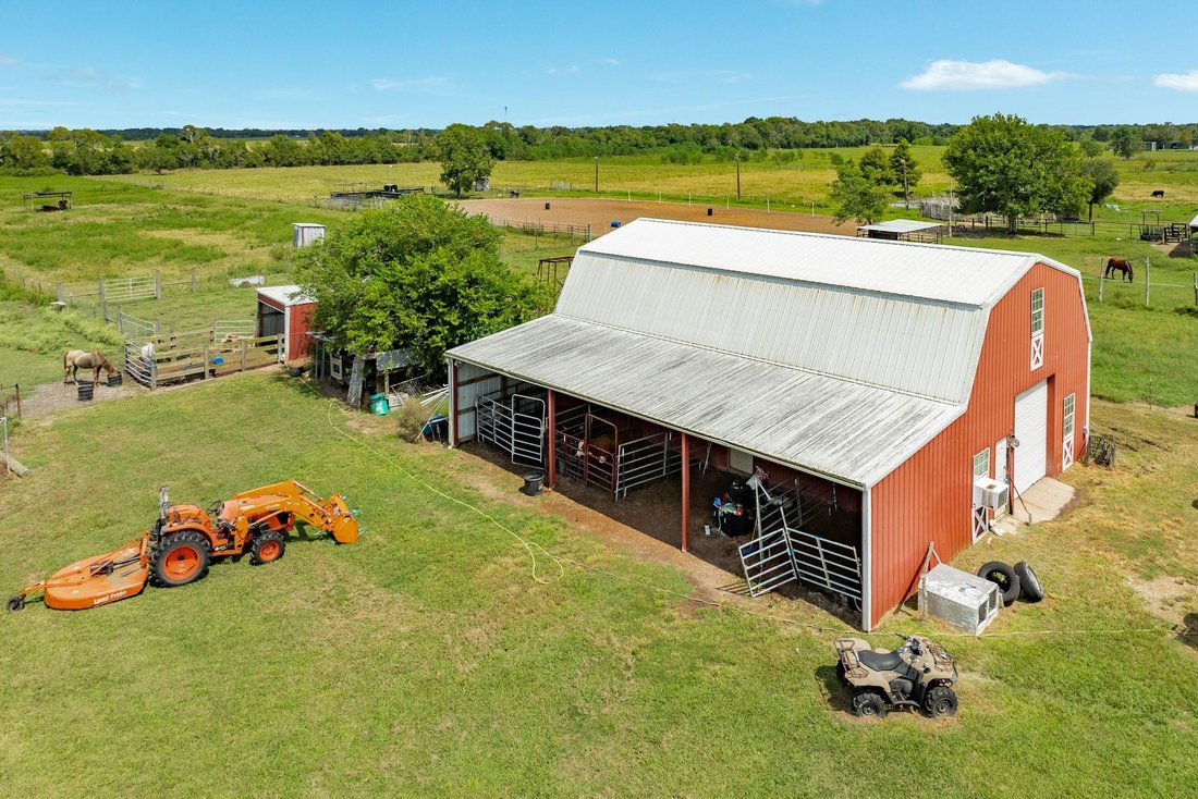 House in Angleton, Texas, United States 2 - 18949277