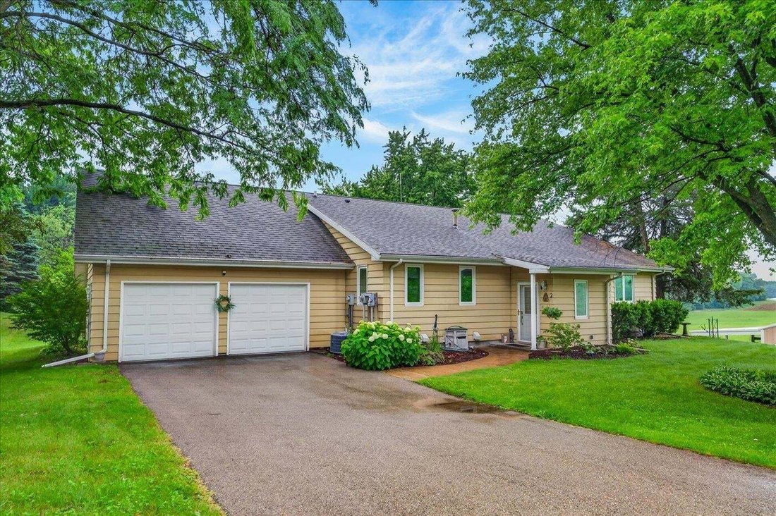 House in Brooklyn, Wisconsin, United States 2 - 18952595