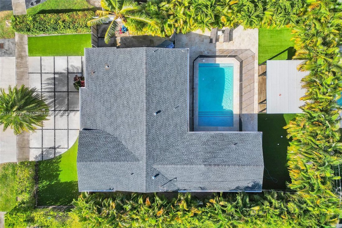 House in North Miami Beach, Florida, United States 5 - 18948565