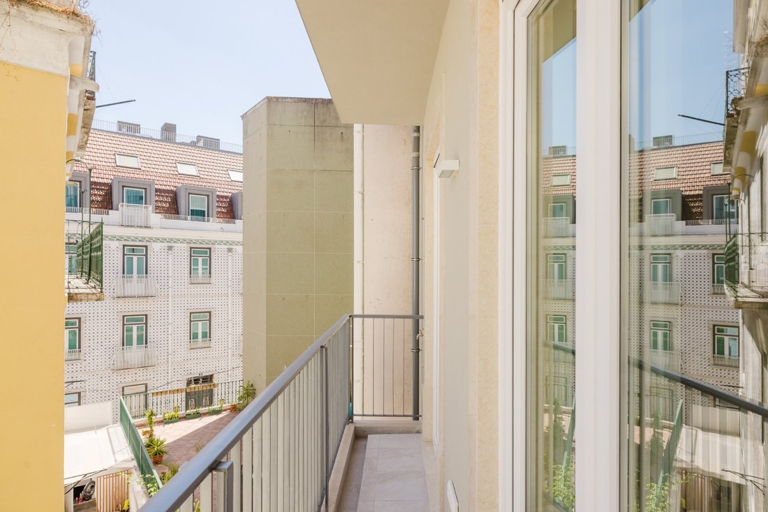 Apartment in Arroios, Lisbon, Portugal 1 - 16052824
