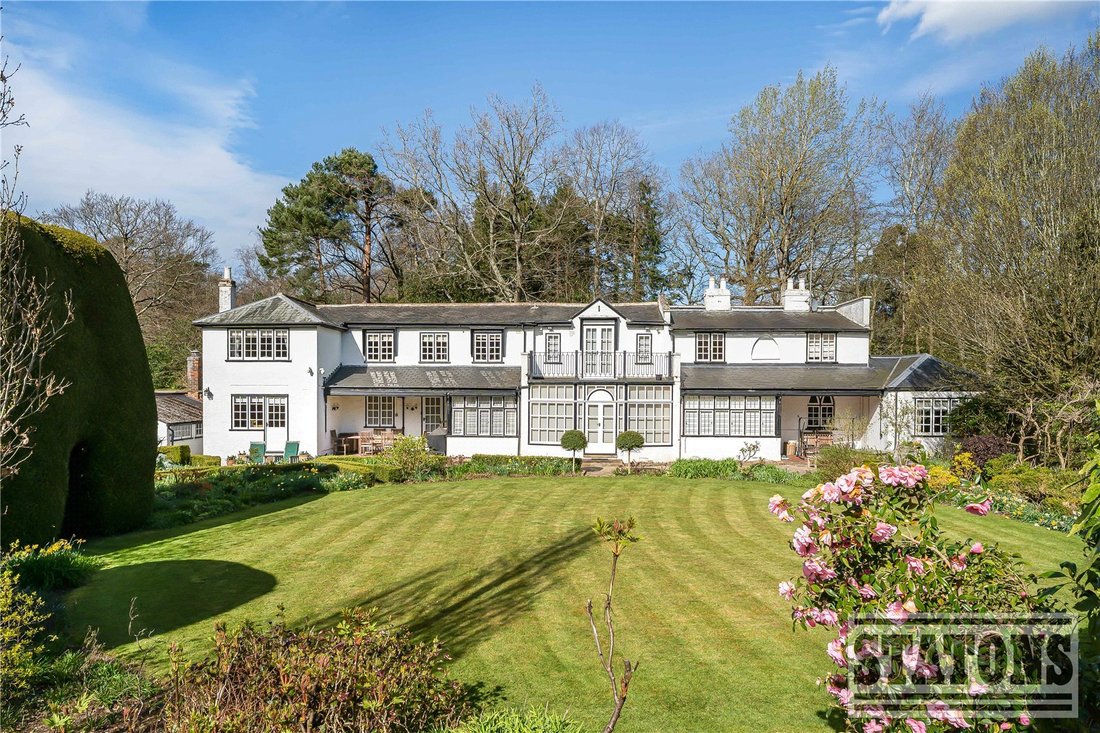 House in Barnet, England 1 - 18948643