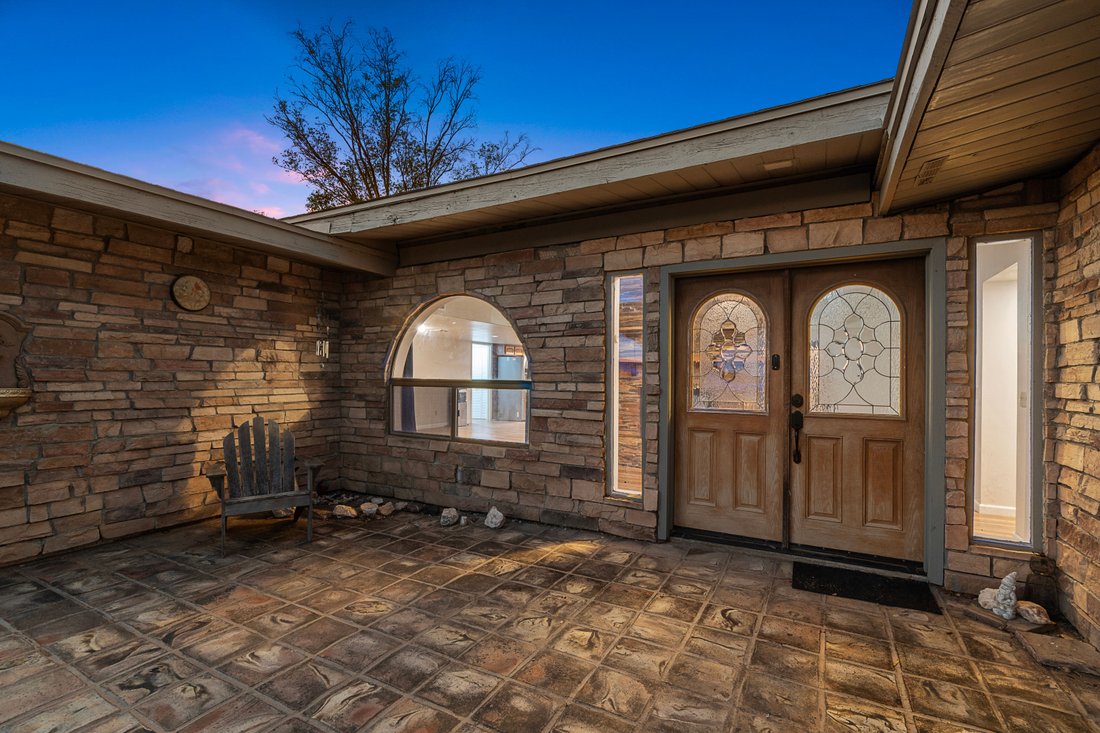 House in New River, Arizona, United States 3 - 18950773
