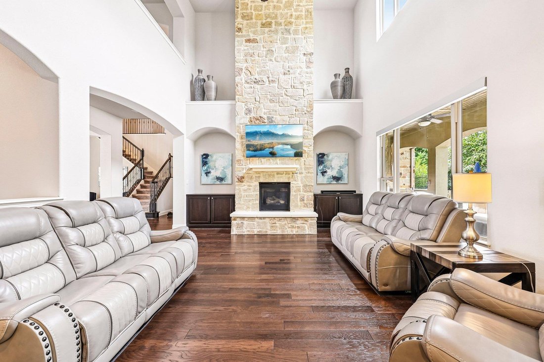 House in Leander, Texas, United States 5 - 18953019