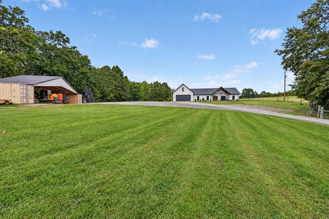 House in Bethpage, Tennessee, United States 3 - 18952747