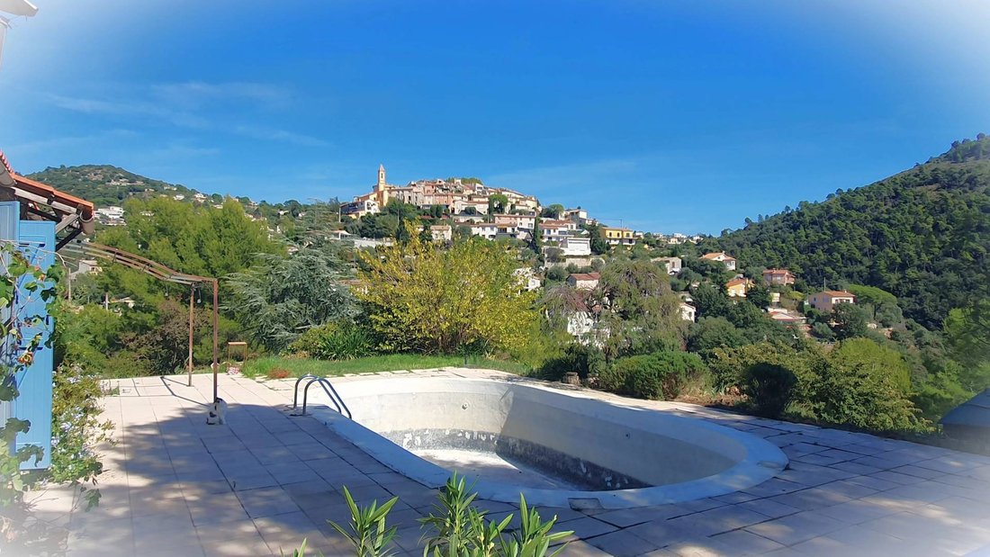 Villa in Aspremont, Provence-Alpes-Côte d'Azur, France 1 - 18954767