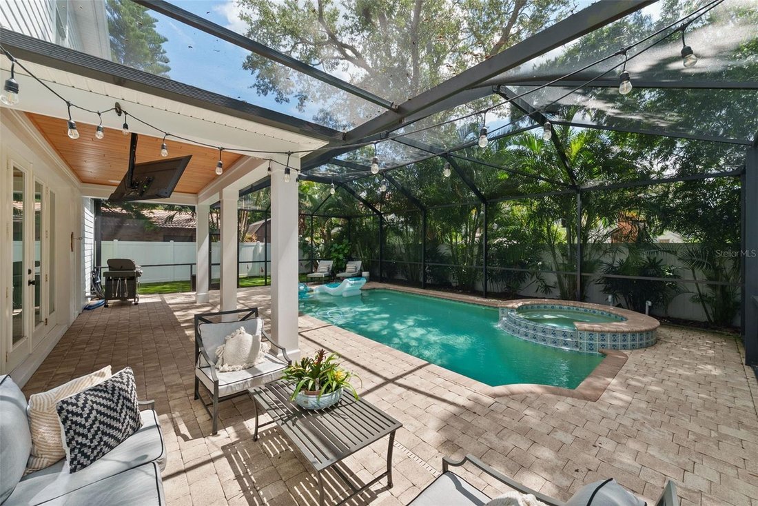 House in Tampa, Florida, United States 5 - 18952305