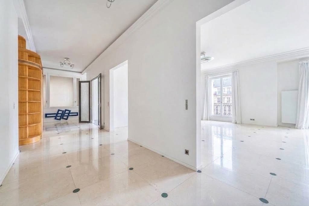 Apartment in Ternes-Maillot, Paris 17e Arrondissement, Paris 1 - 18319227