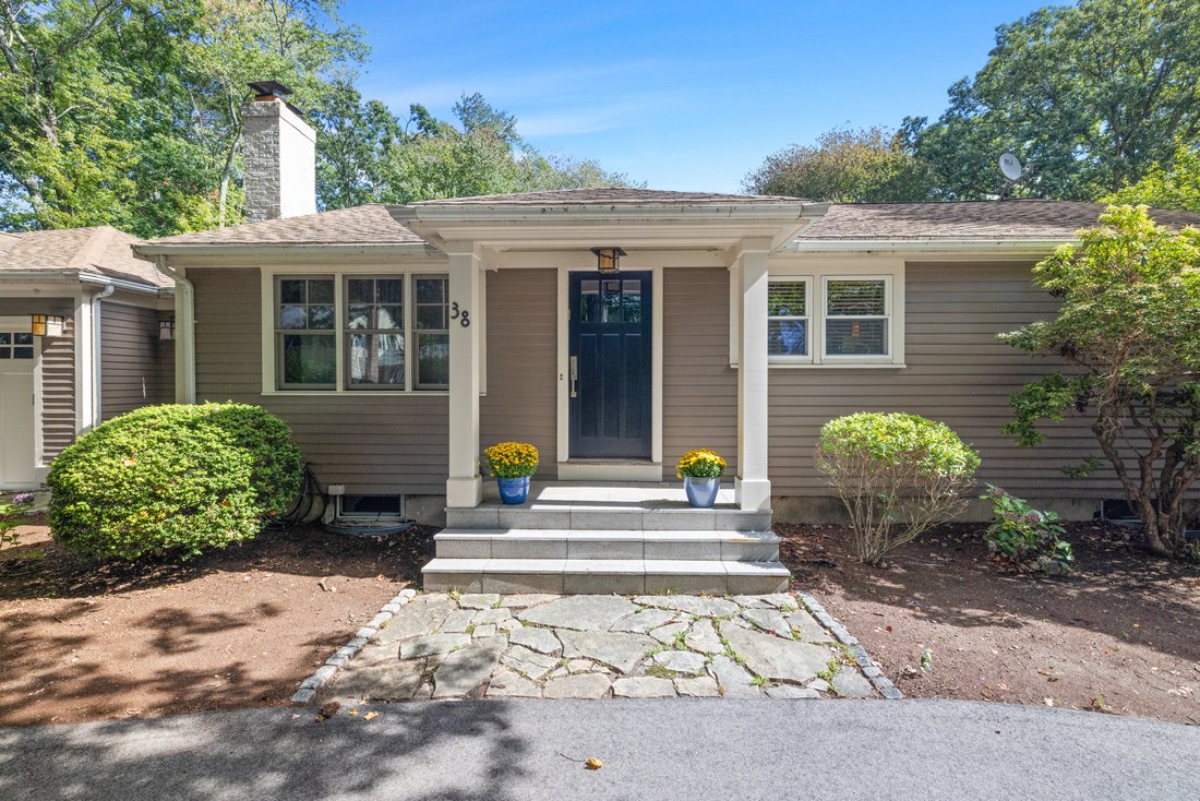 House in Needham, Massachusetts, United States 3 - 18950737