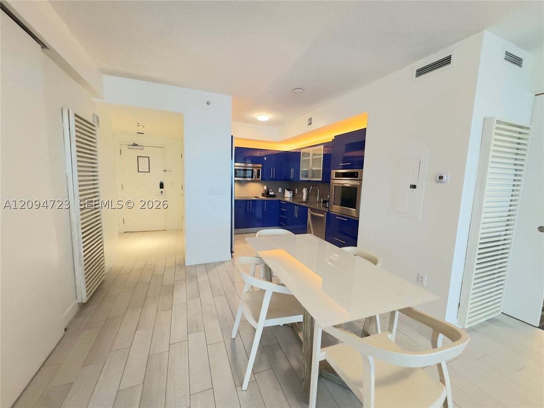 Condo in Fort Lauderdale, Florida, United States 5 - 18948566