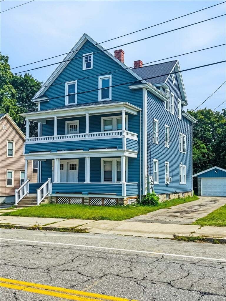 Woonsocket, Rhode Island, United States 3 - 18952120