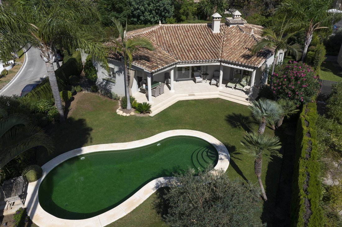 Villa in Marbella, Andalusia, Spain 1 - 18948596