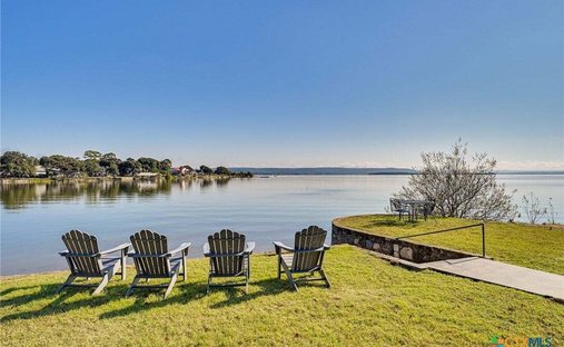 House in Tow, Texas, United States 1