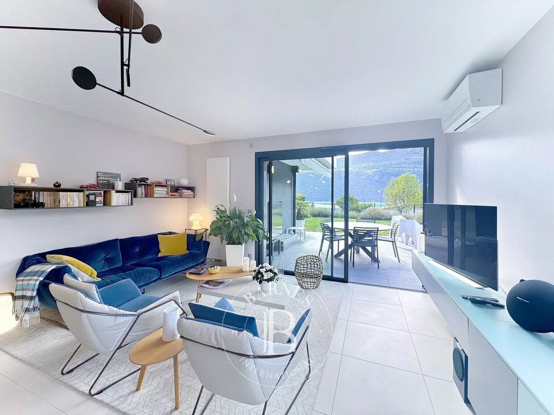 Apartment in Brison-Saint-Innocent, Auvergne-Rhône-Alpes, France 1 - 18950060