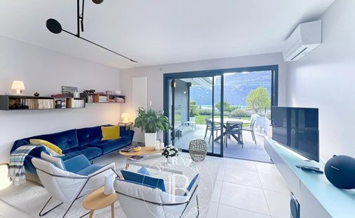 Apartment in Brison-Saint-Innocent, Auvergne-Rhône-Alpes, France 1