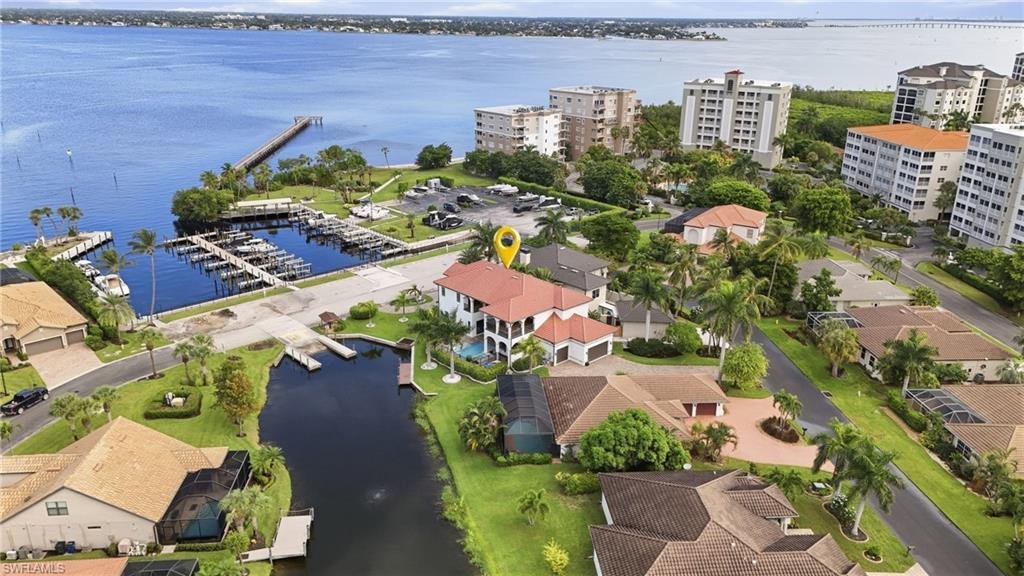 House in Fort Myers, Florida, United States 4 - 18951252