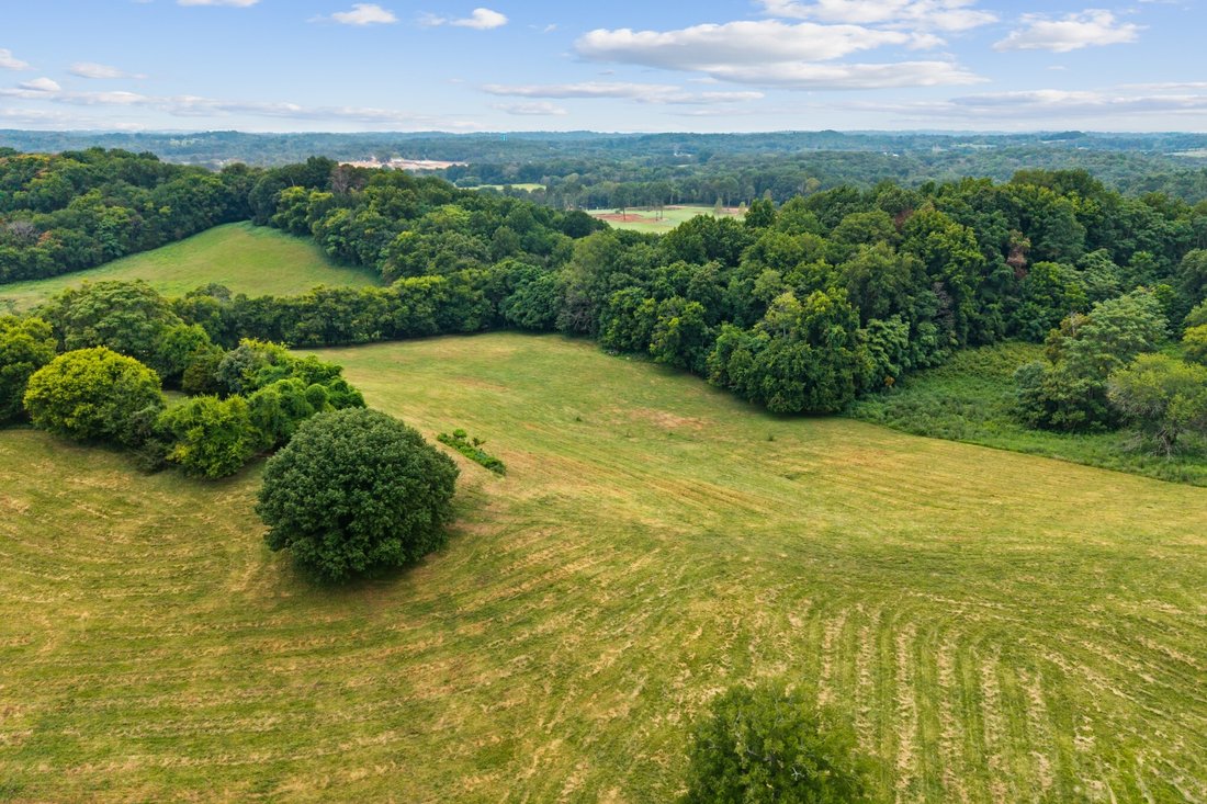 Land in Spring Hill, Tennessee, United States 1 - 18954054