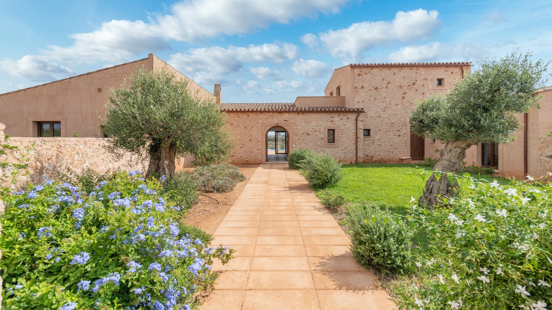 Finca in Santanyi, Balearic Islands, Spain 1 - 18954135