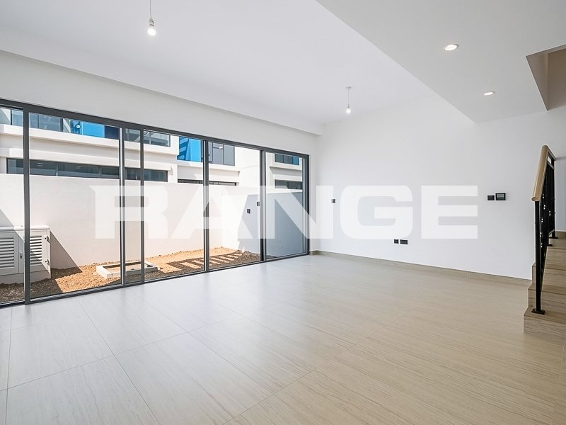 Townhouse in Remraam, Dubai, United Arab Emirates 3 - 18950125