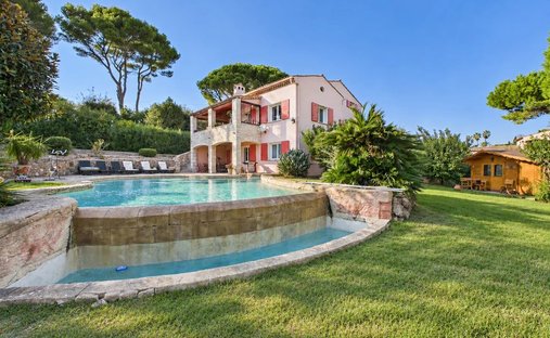 Villa in Brusquet-Retenaou-Devens, Vallauris, France 1