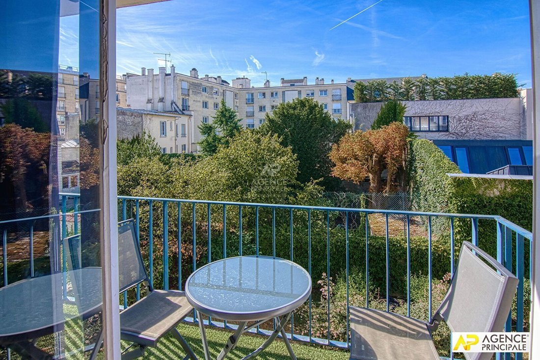 Apartment in Domaine National du Château, Versailles, France 2 - 18954234