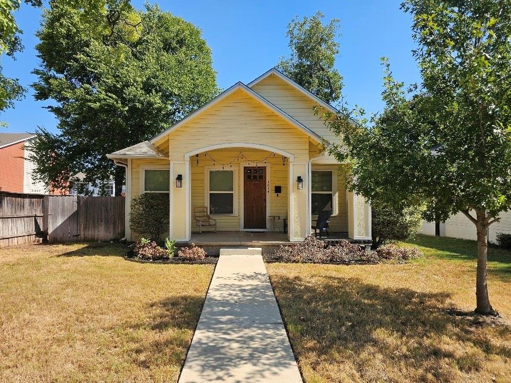 House in Waco, Texas, United States 1 - 18953626