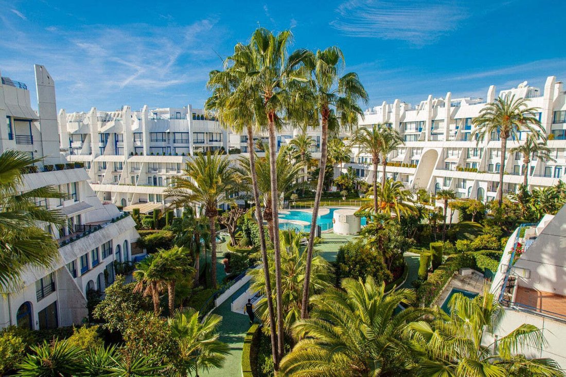 Apartment in Marbella, Andalusia, Spain 1 - 18953143
