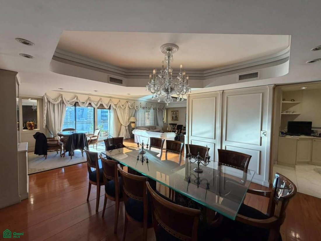 Condo in Buenos Aires, Buenos Aires, Argentina 1 - 18953037