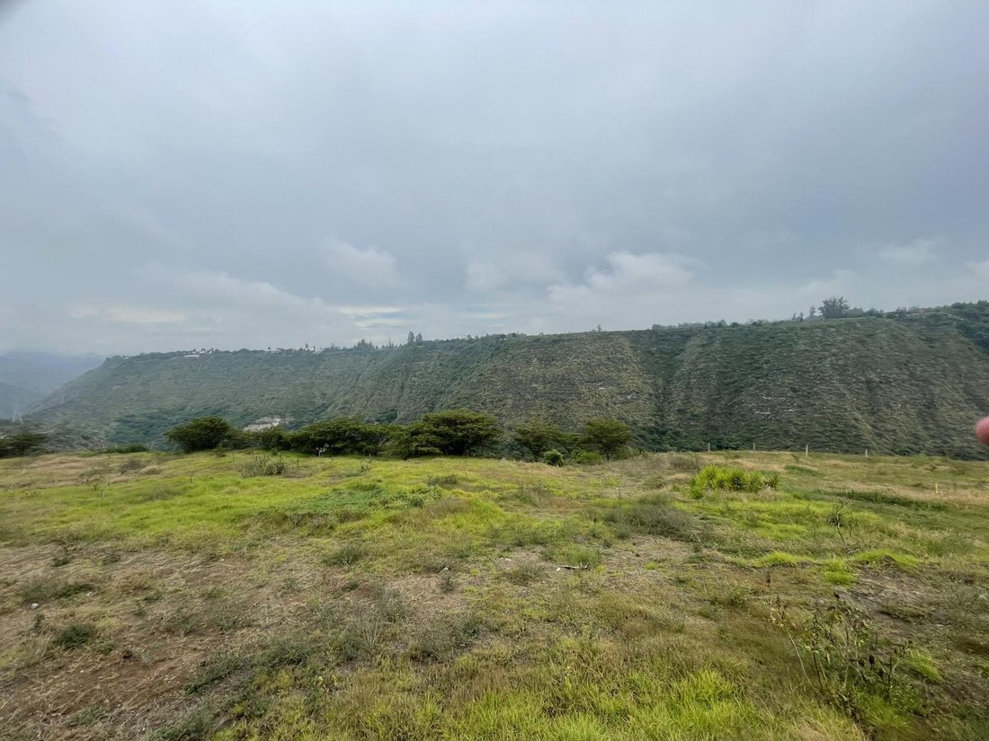 Land in Quito, Pichincha, Ecuador 2 - 18949408