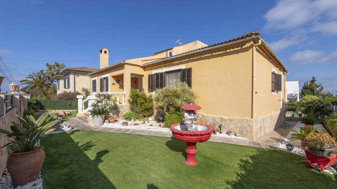 Villa in Llucmajor, Balearic Islands, Spain 2 - 18954485