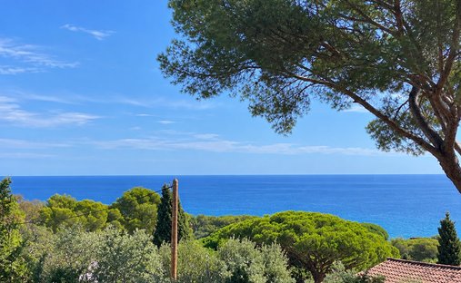 Casa en Nartelle-Noyer-Bellevue-bd de los Sardinaux, Sainte-Maxime, Francia 1
