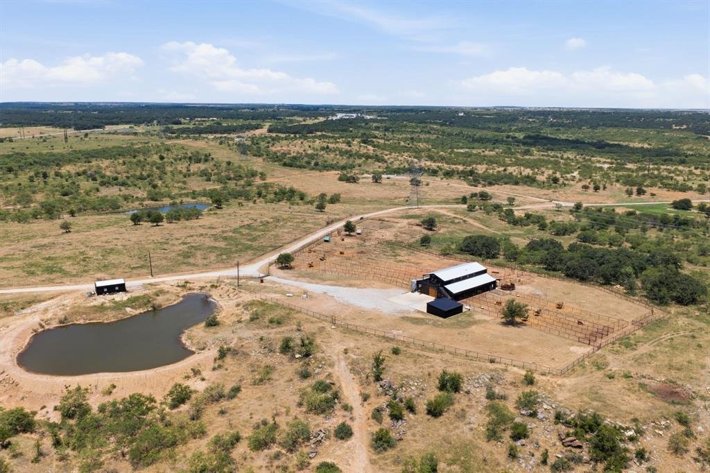 Farm Ranch in Jacksboro, Texas, United States 2 - 18953924