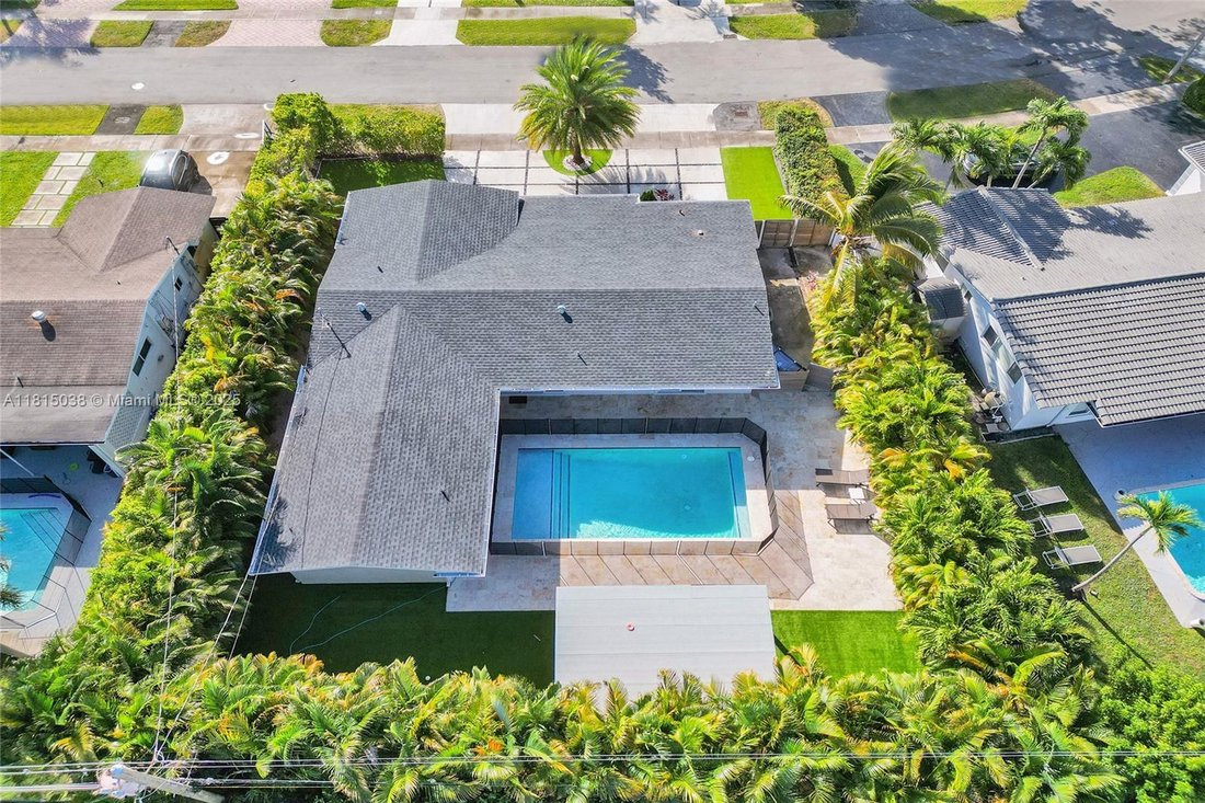House in North Miami Beach, Florida, United States 3 - 18948565