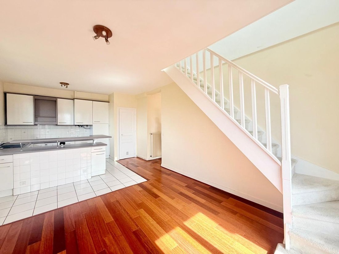 Apartment in Centre Ville, Houilles, France 5 - 18949887