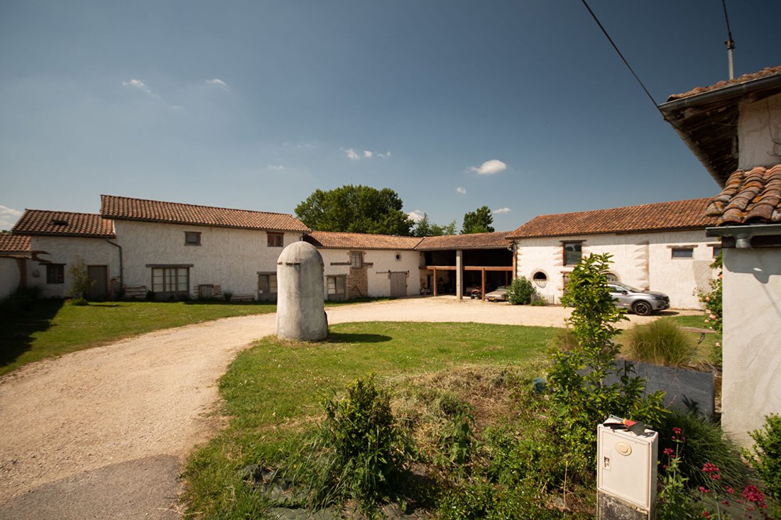 House in Châtillon-sur-Chalaronne, Auvergne-Rhône-Alpes, France 3 - 18949454