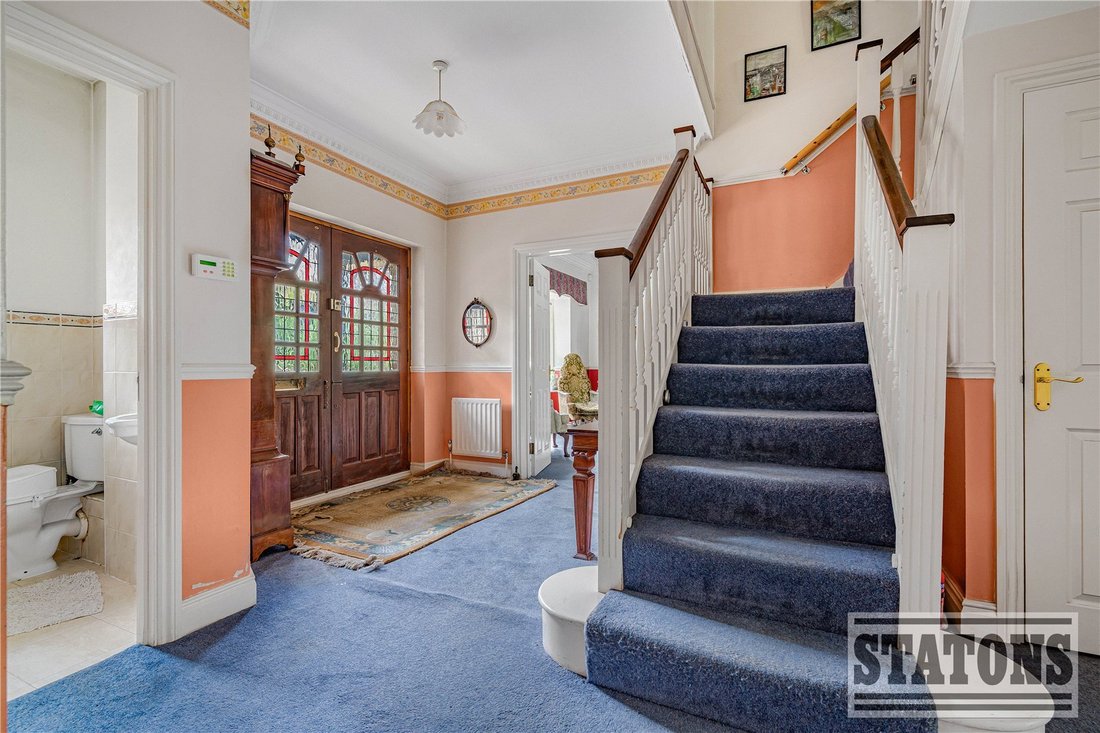 House in Northaw, England 3 - 18948667