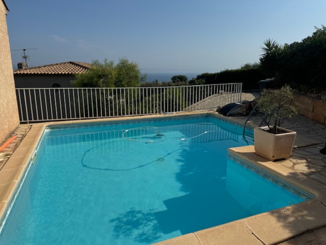 Villa in Bandol, Provence-Alpes-Côte d'Azur, France 3 - 15653841