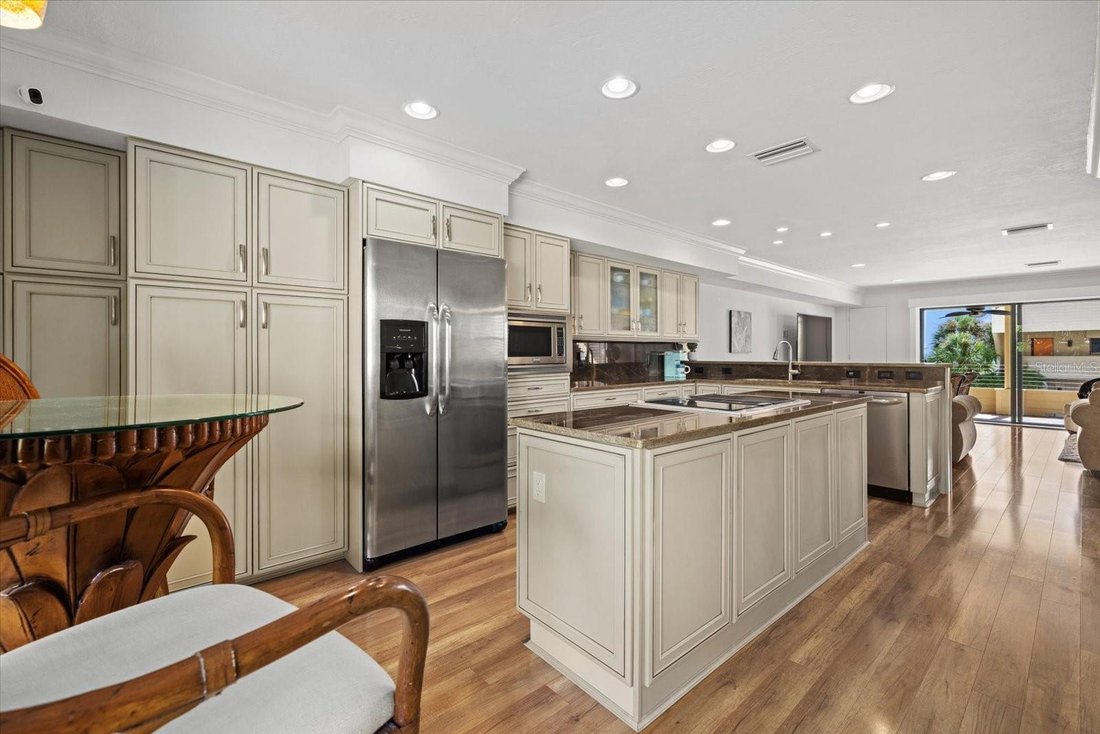 Condo in Siesta Key, Florida, United States 4 - 18949086