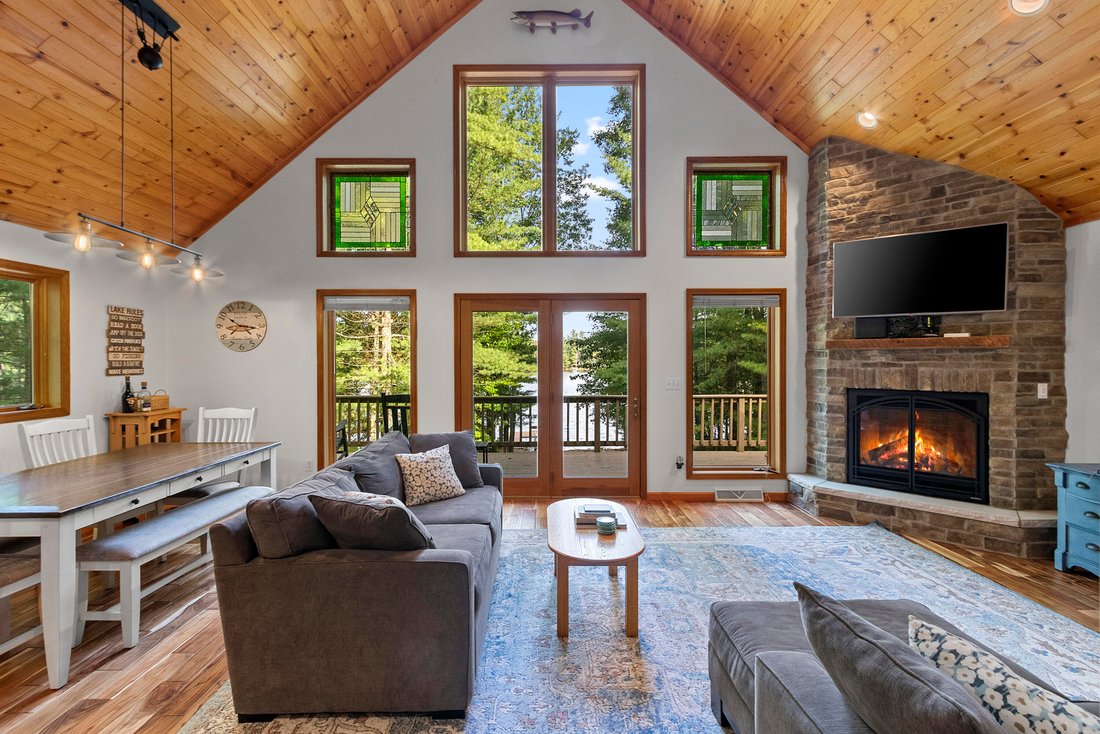 House in Mountain, Wisconsin, United States 4 - 18948892
