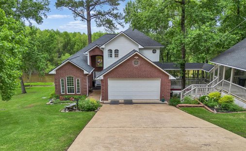 House in Trinity, Texas, United States 1