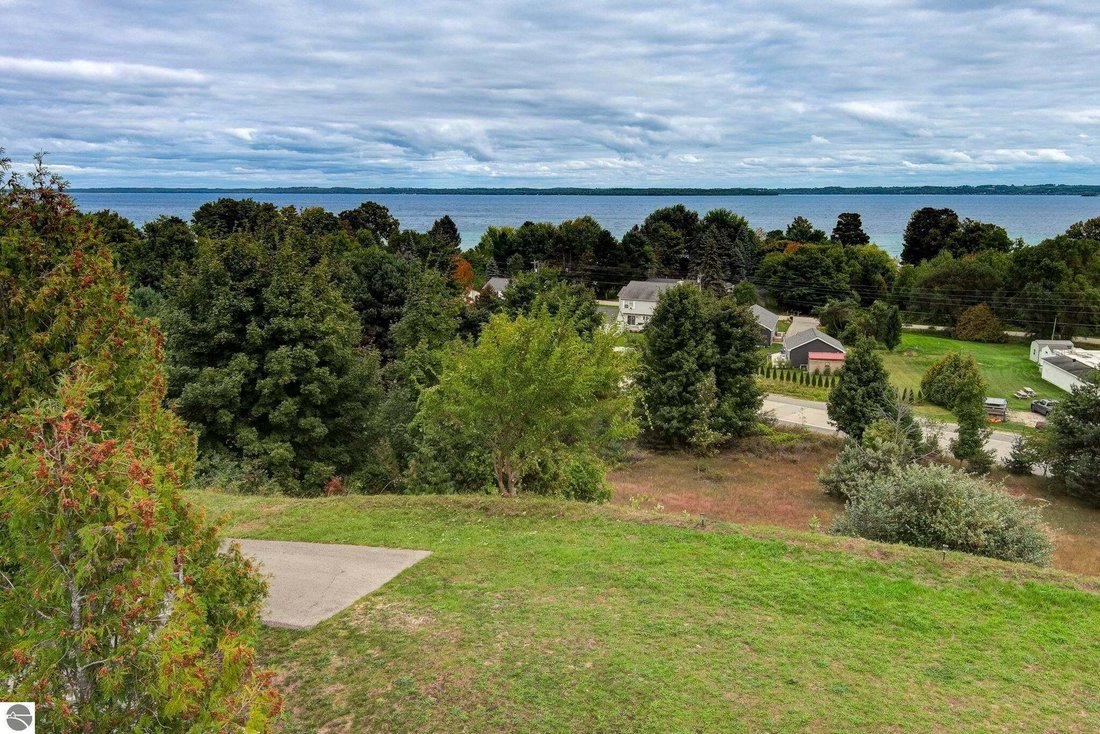 Casa a Suttons Bay, Michigan, Stati Uniti 2 - 18933856