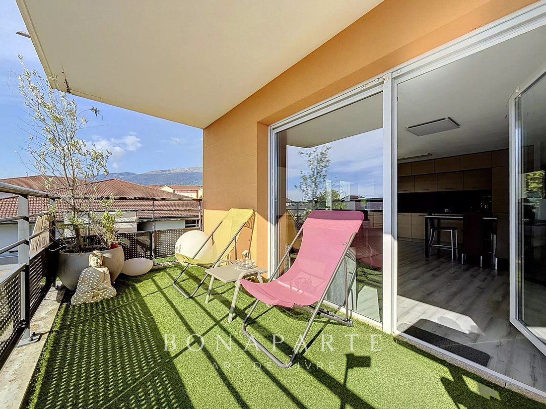 Apartment in Cessy, Auvergne-Rhône-Alpes, France 1 - 18950082
