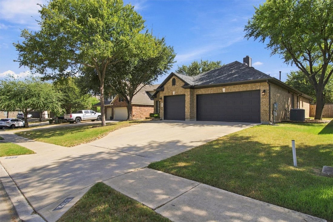 House in Buda, Texas, United States 2 - 18948841