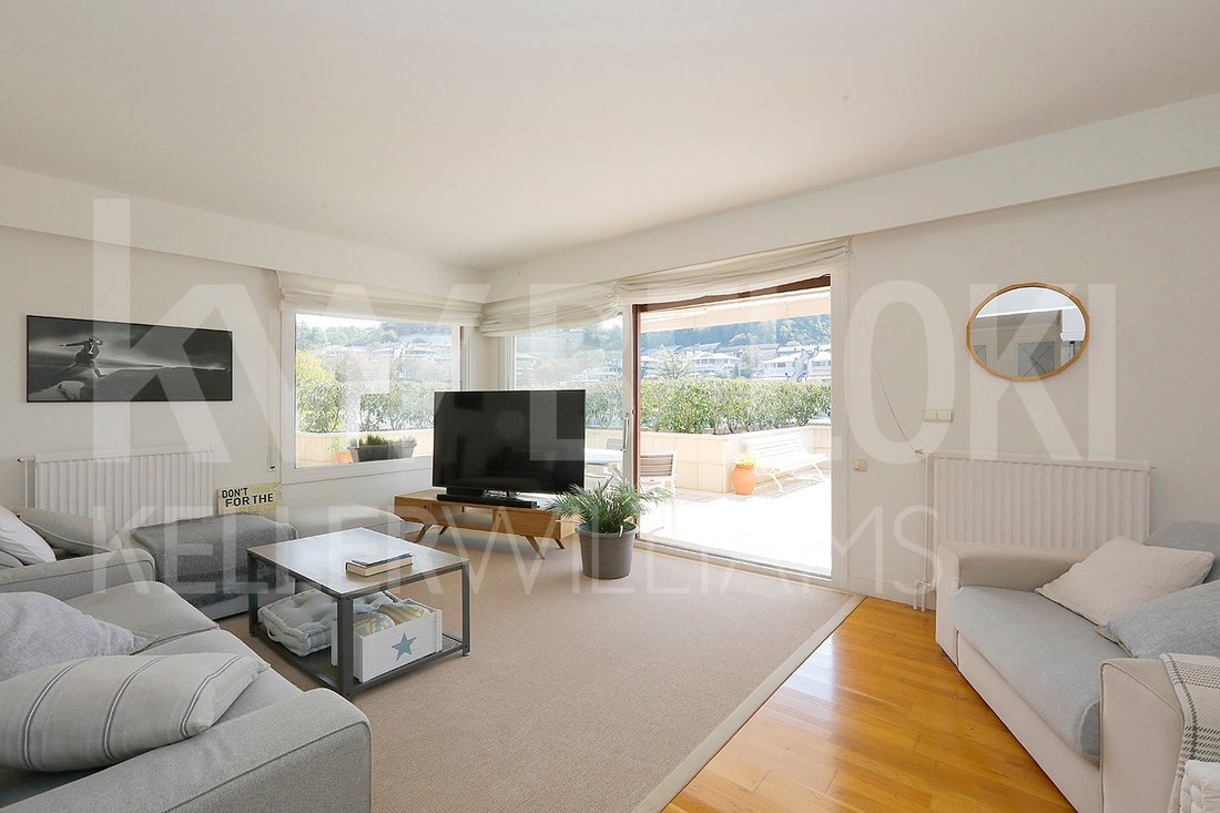 Apartment in Mendebaldea, Donostia-San Sebastian, Spain 2 - 18948859